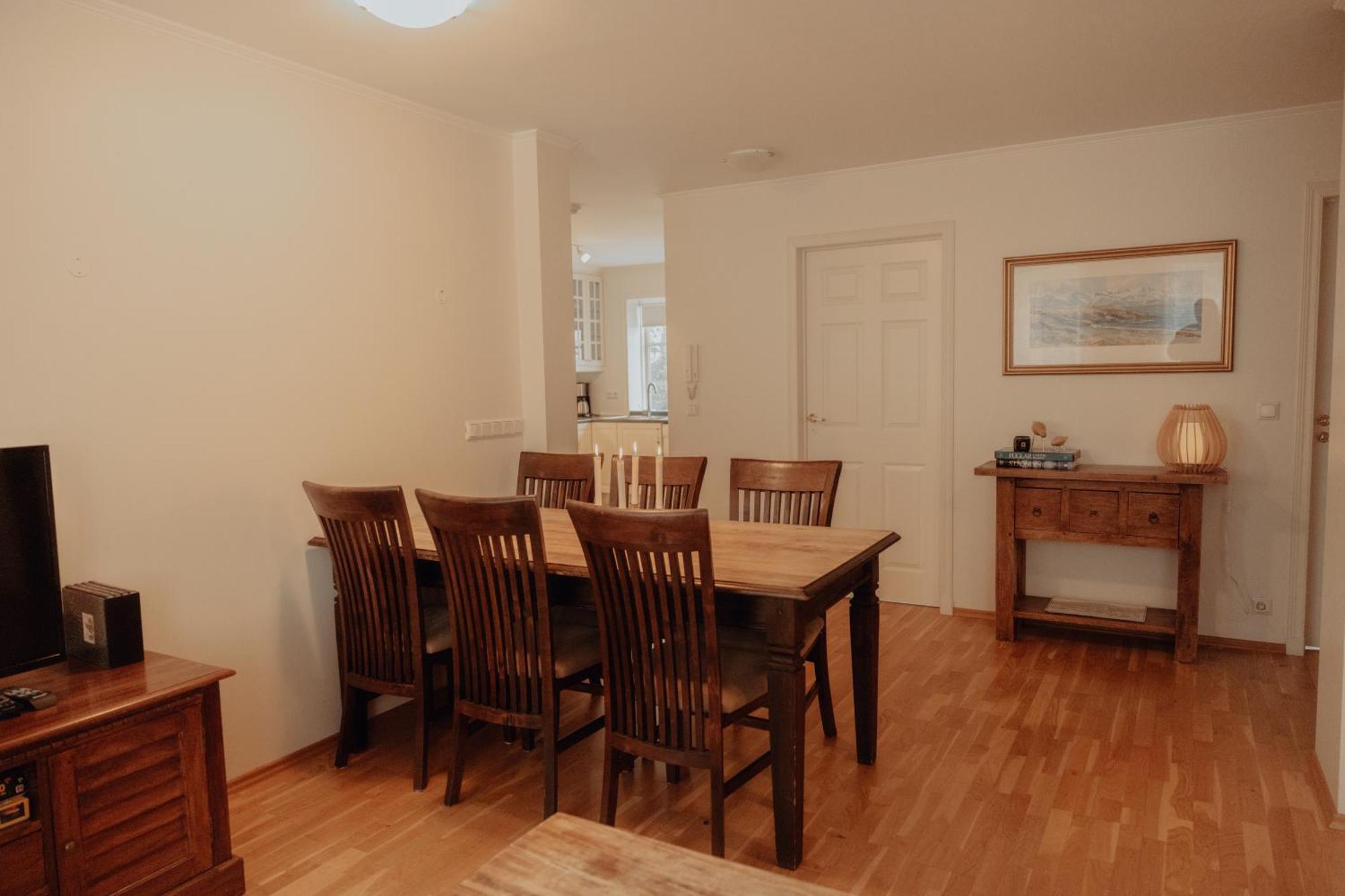 Gamli Skolinn Husavik Ngoại thất bức ảnh