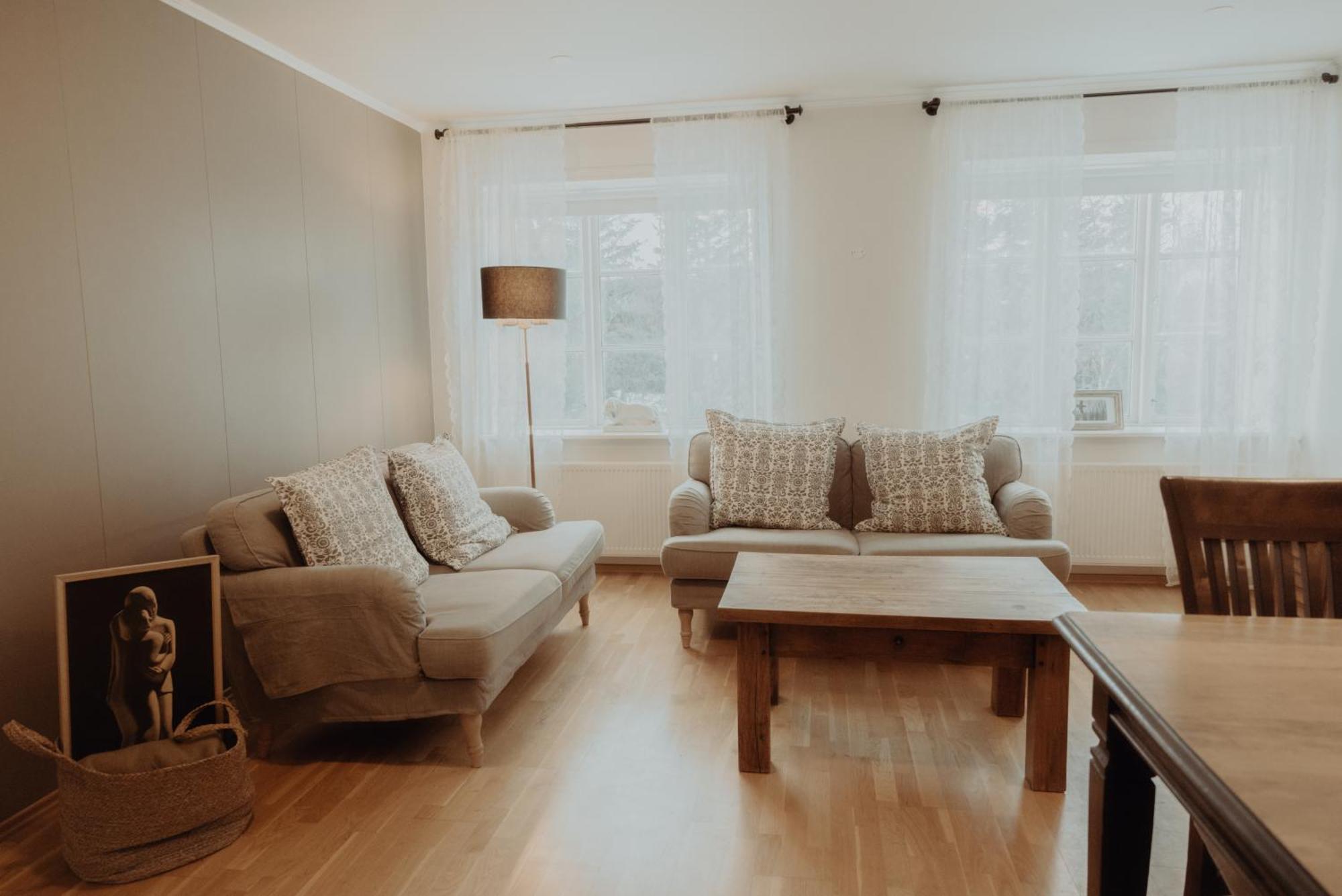 Gamli Skolinn Husavik Ngoại thất bức ảnh